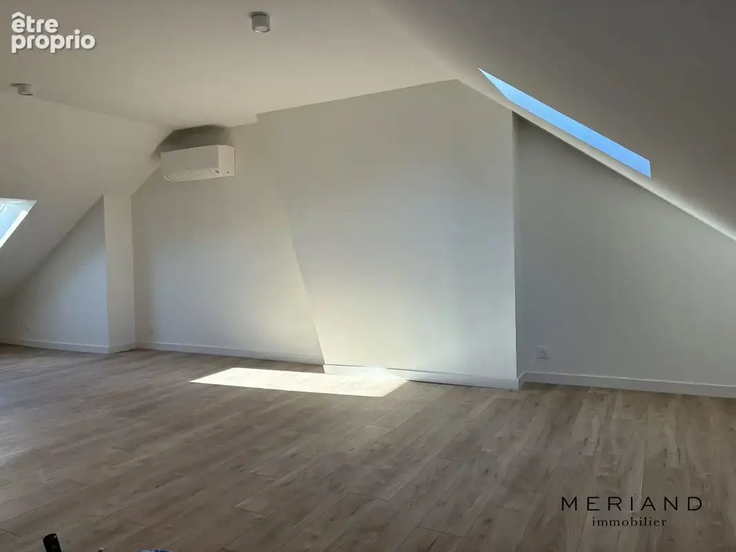 Appartement 3 pièces 82 m² à vendre à La Madeleine (59110) - photo 4