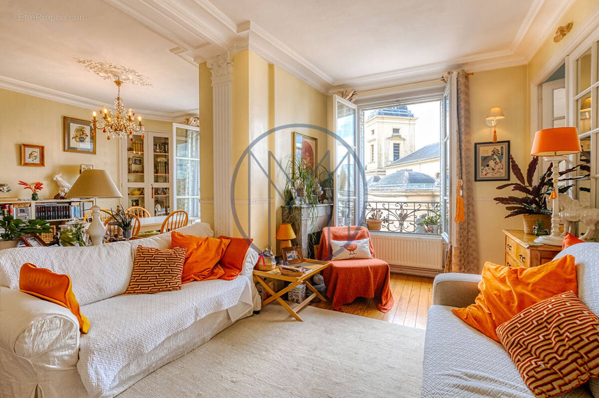Appartement à VERSAILLES