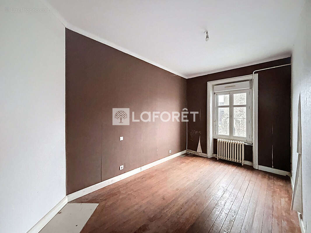 Maison à BELLOU-EN-HOULME