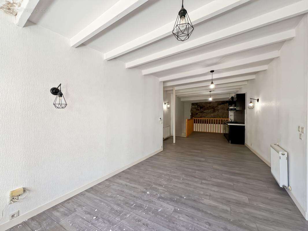 Maison à LA VOULTE-SUR-RHONE