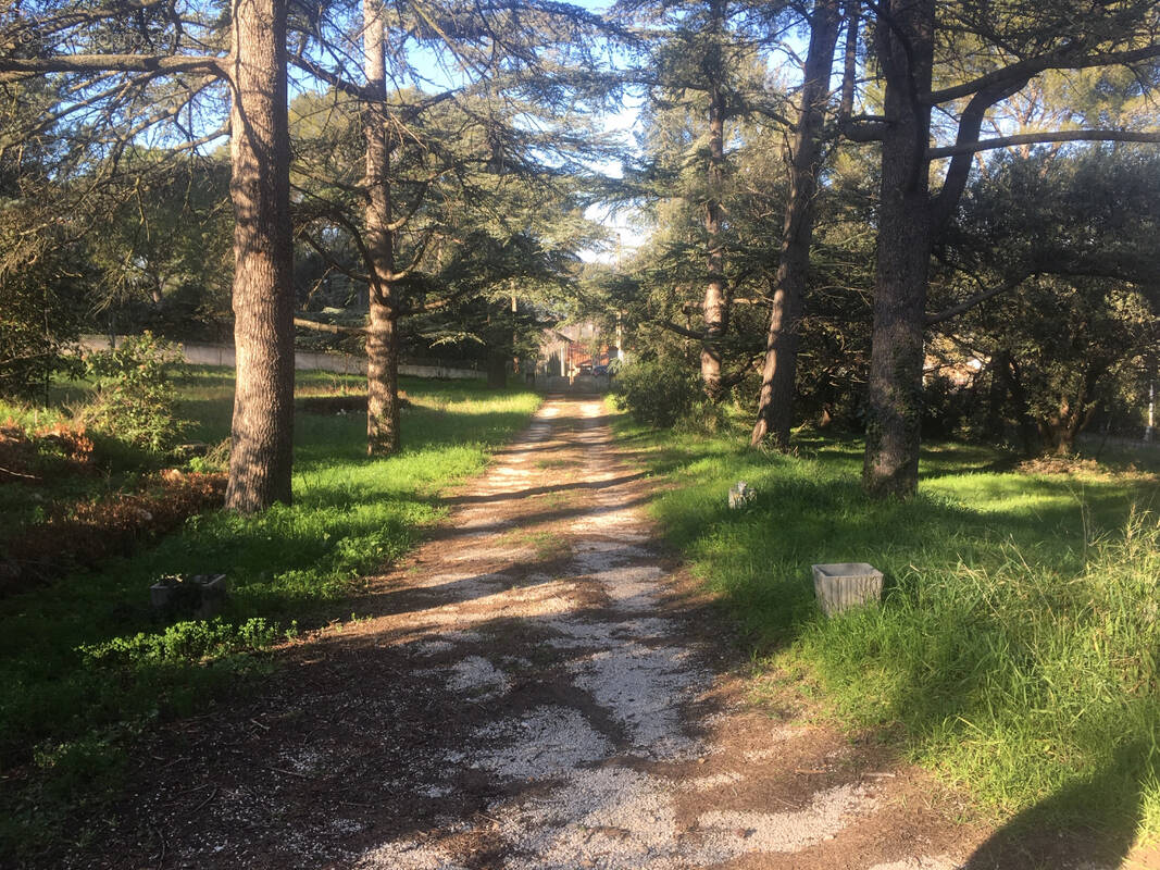 Terrain à AUBAGNE