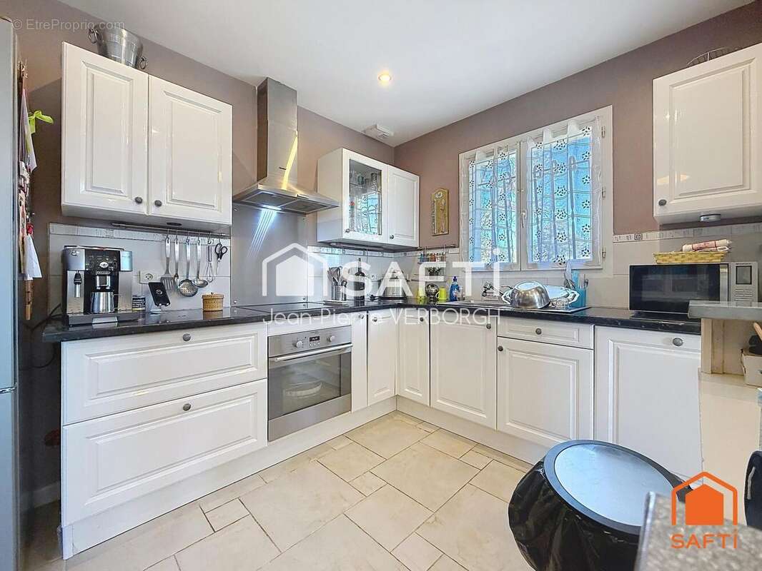 Photo 5 - Maison à REGUSSE