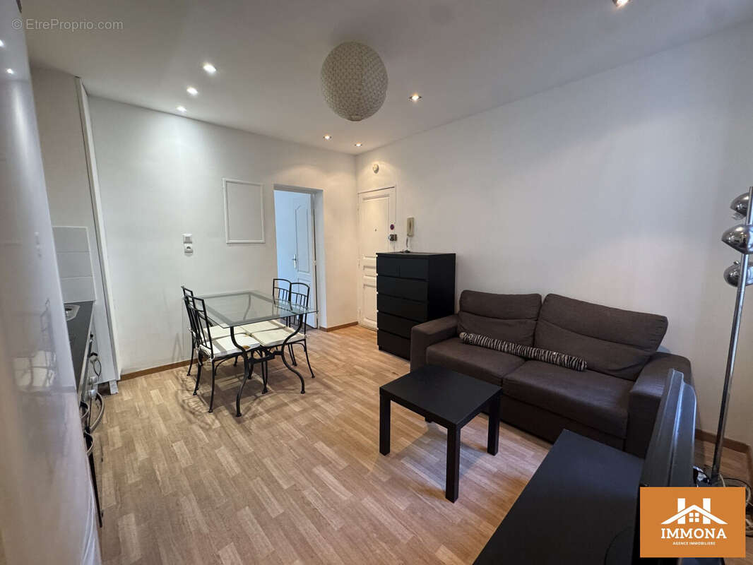 Appartement à AUBERVILLIERS