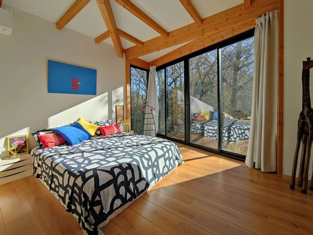 Maison à CABANAC-ET-VILLAGRAINS