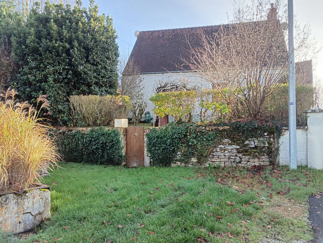 Maison à GARIGNY