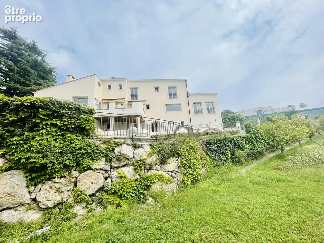 Exclusivite haut fabron demeure de 270 m2 + 6450 m2 de terrain , piscine - photo 19