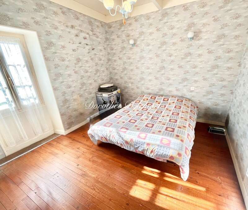 Maison à SAINT-PIERRE-DE-L&#039;ILE