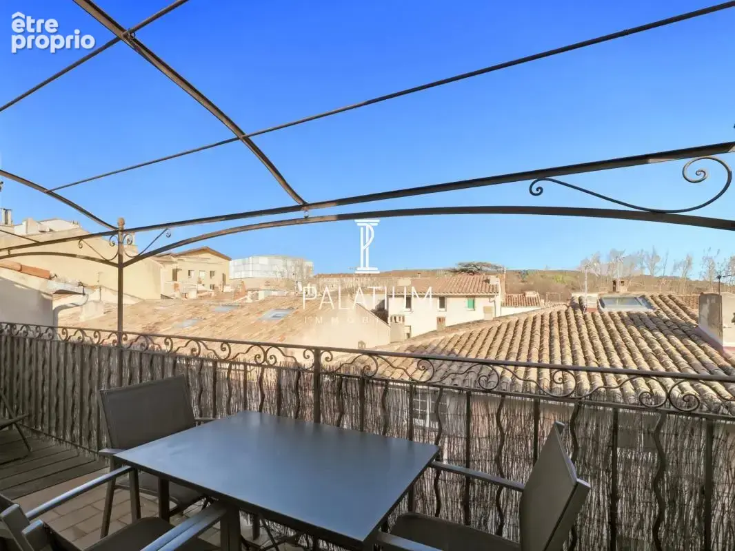 Appartement T4 lumineux avec terrasse et vue imprenable sur les - photo 2