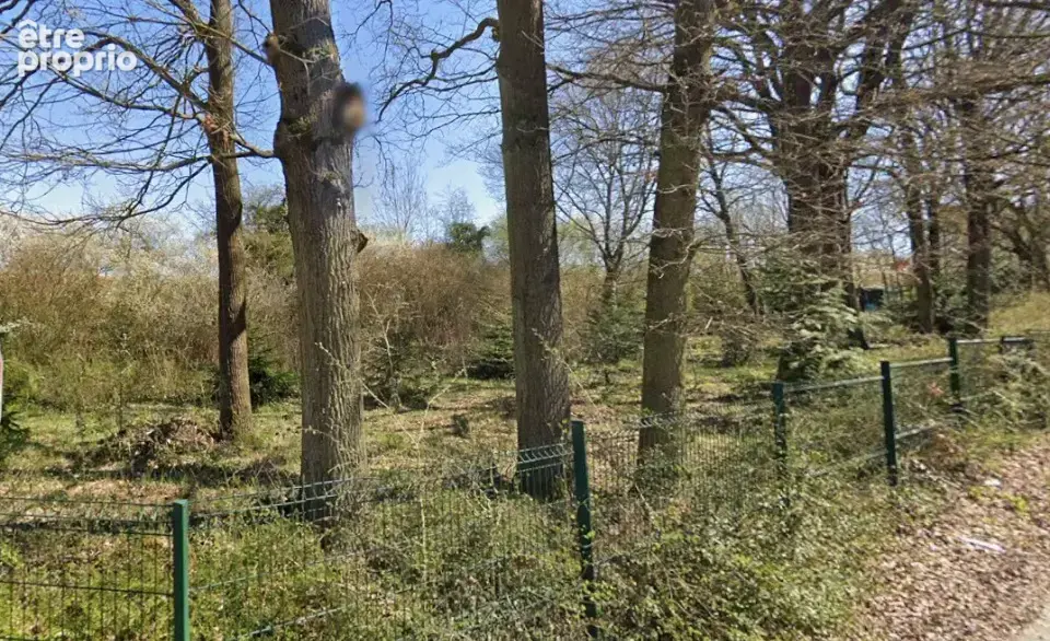 Terrain à SAINT-GERMAIN-LES-ARPAJON