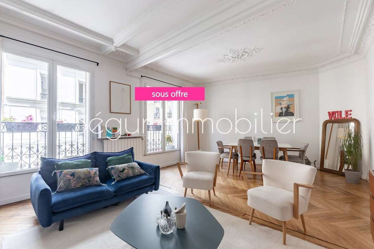 Appartement à PARIS-15E