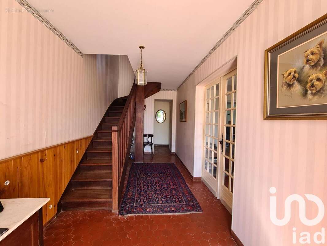 Maison 170 m² à Saussignac  - photo 3