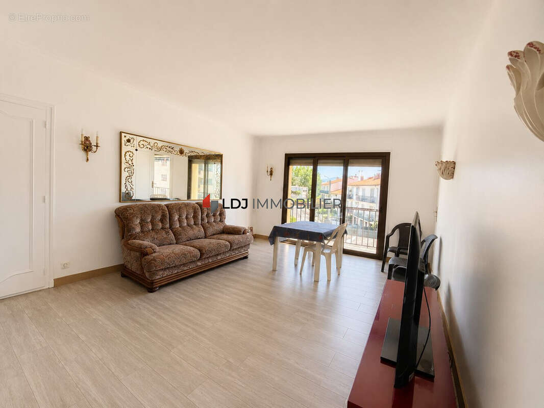 Appartement 100 m² à Perpignan  - photo 2