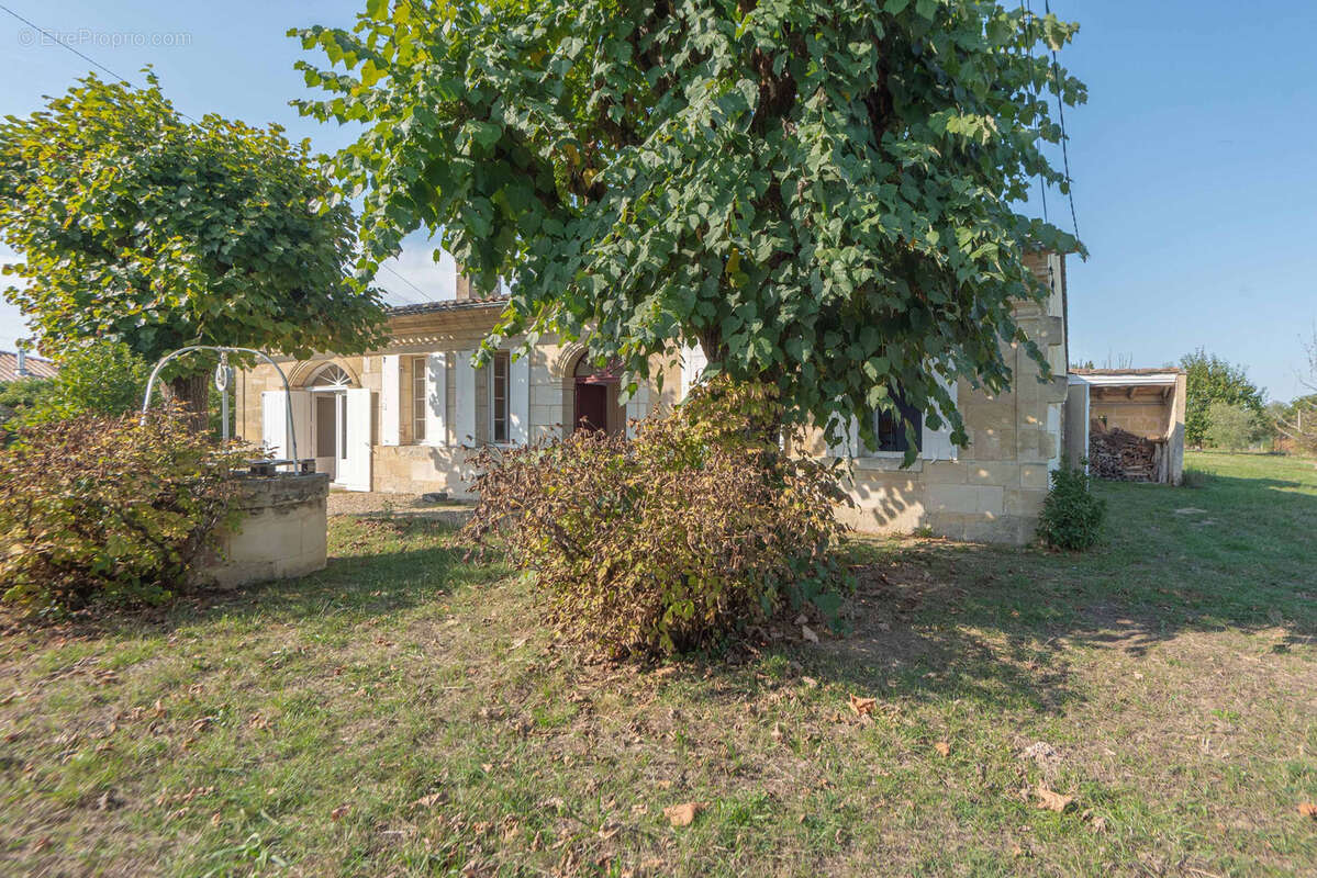 Maison à CAMBLANES-ET-MEYNAC