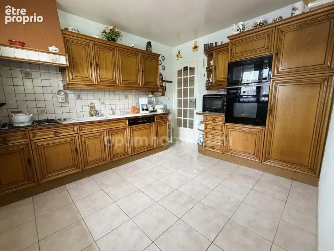 Maison de 6 pièces avec 4 chambres, double salon et sous-sol complet – Livarot Pays d’Auge (14140) - photo 9