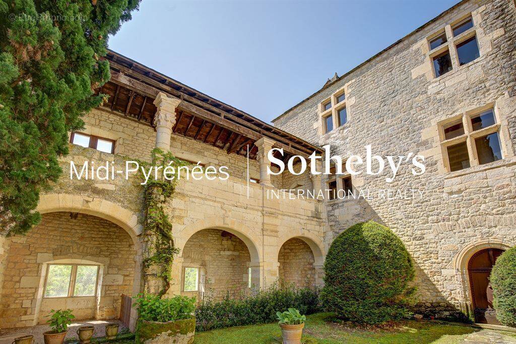 Maison à CORDES-SUR-CIEL