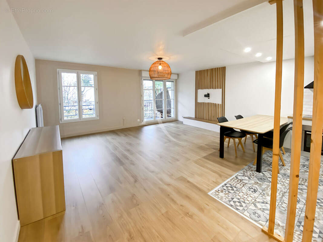 Appartement à VAUREAL