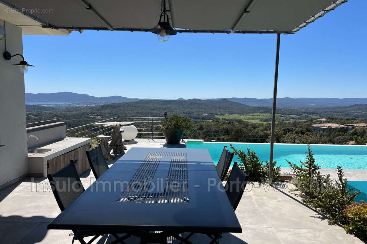 Maison à PORTO-VECCHIO