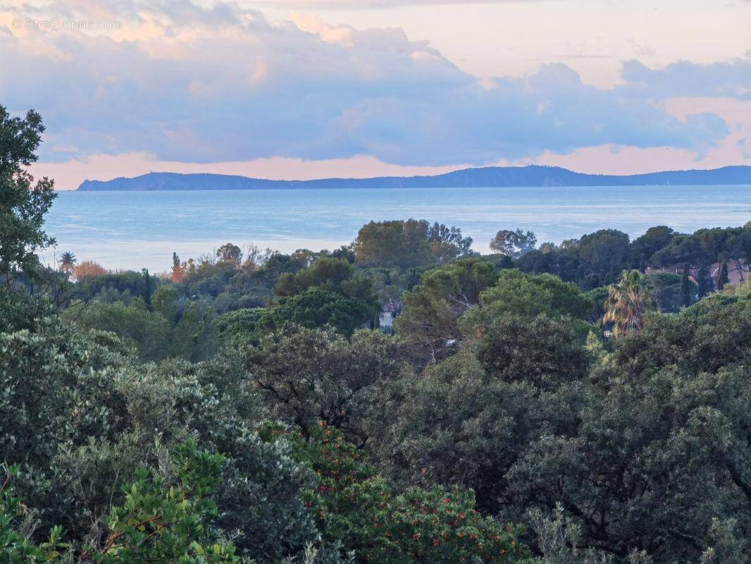 Maison à LA CROIX-VALMER