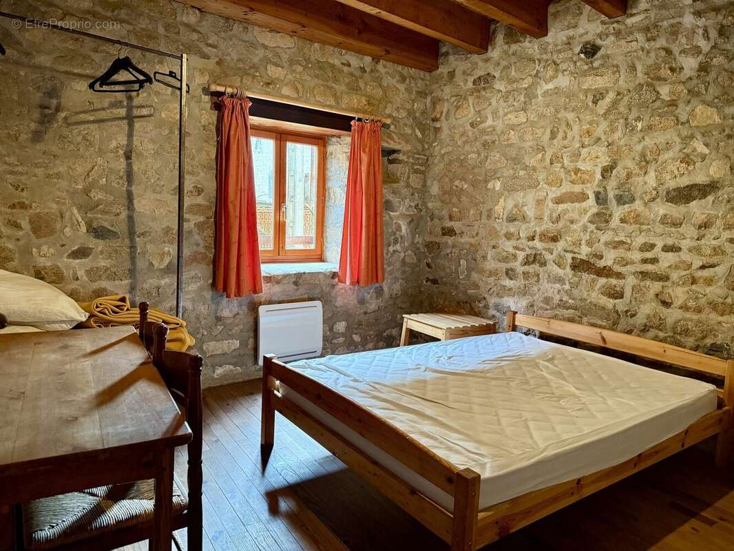 Maison à LES ARDILLATS