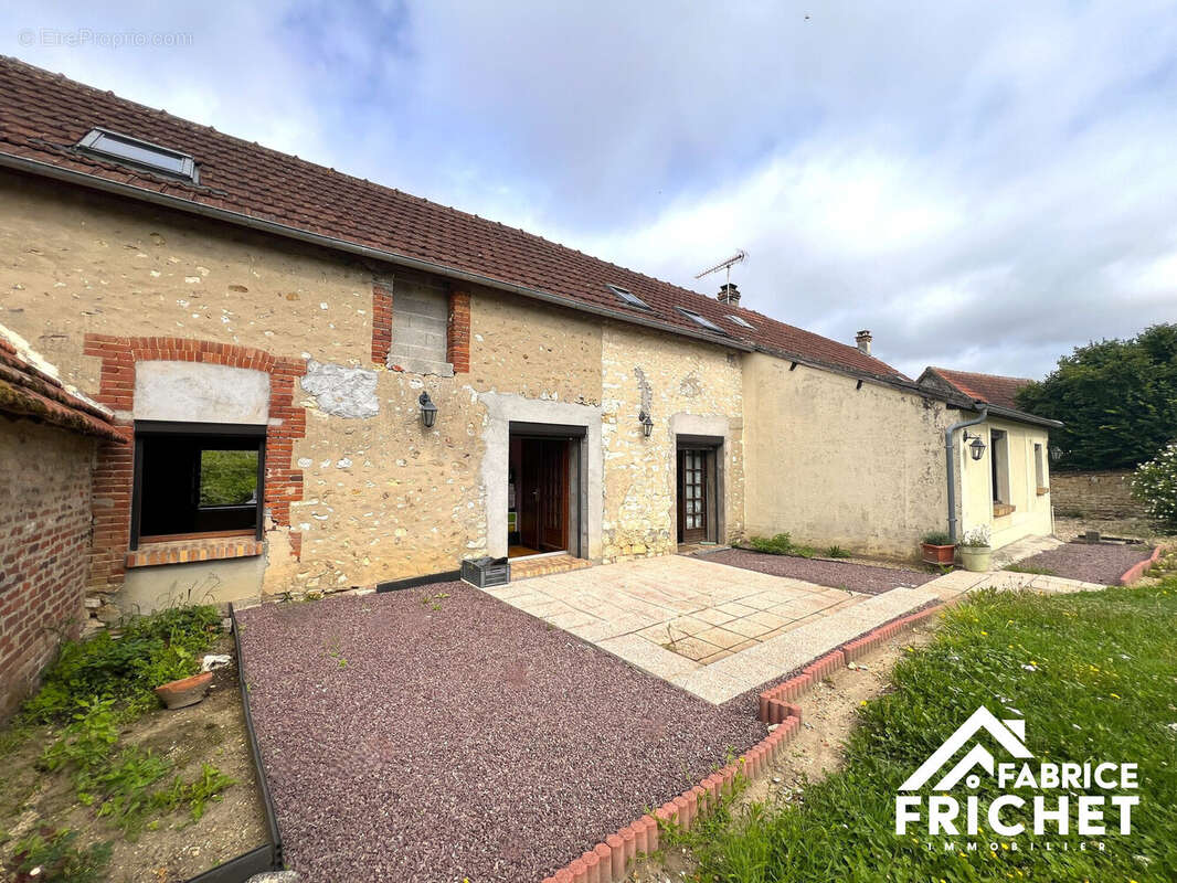 Maison 205 m² à Vernon  - photo 3