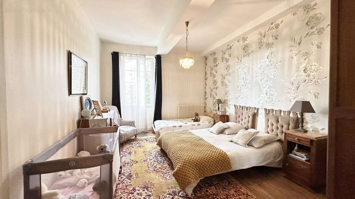 Maison à PEYREHORADE