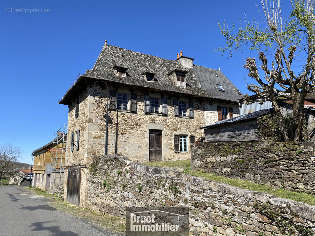 Maison à CASSANIOUZE