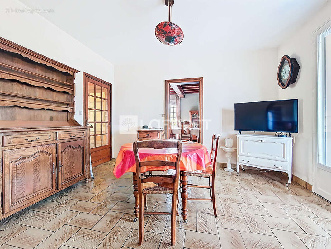 Maison à MONTILLIERS