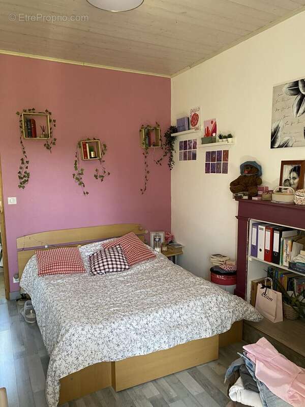 Maison à CHATEAUNEUF