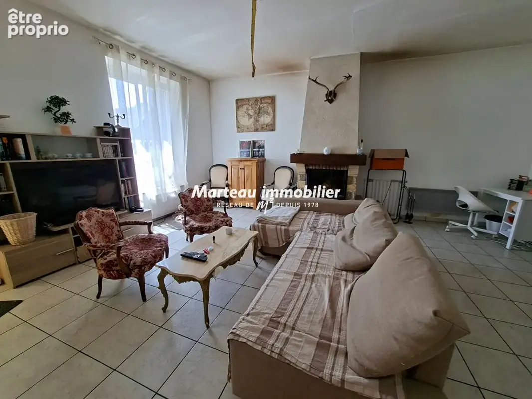 Maison de bourg Tresson 4 pièce(s) 125 m2 - photo 2