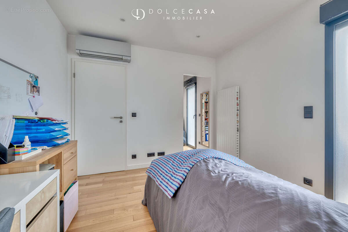 Maison à BRY-SUR-MARNE