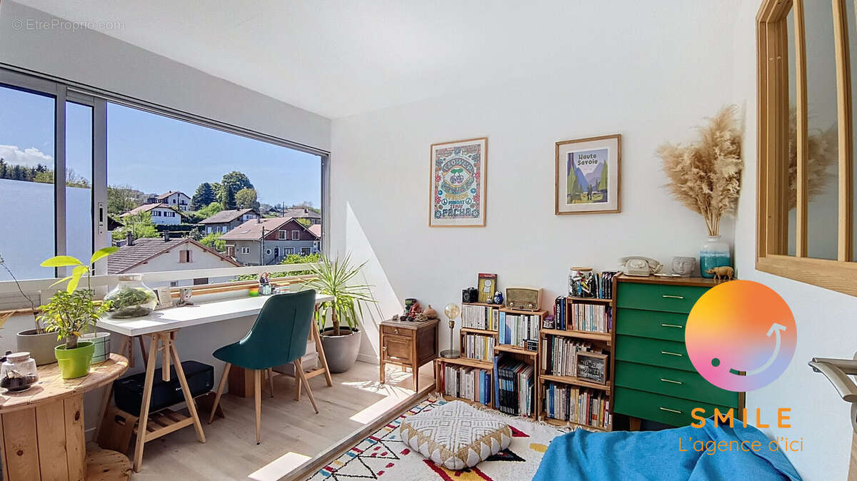 Appartement à LA ROCHE-SUR-FORON