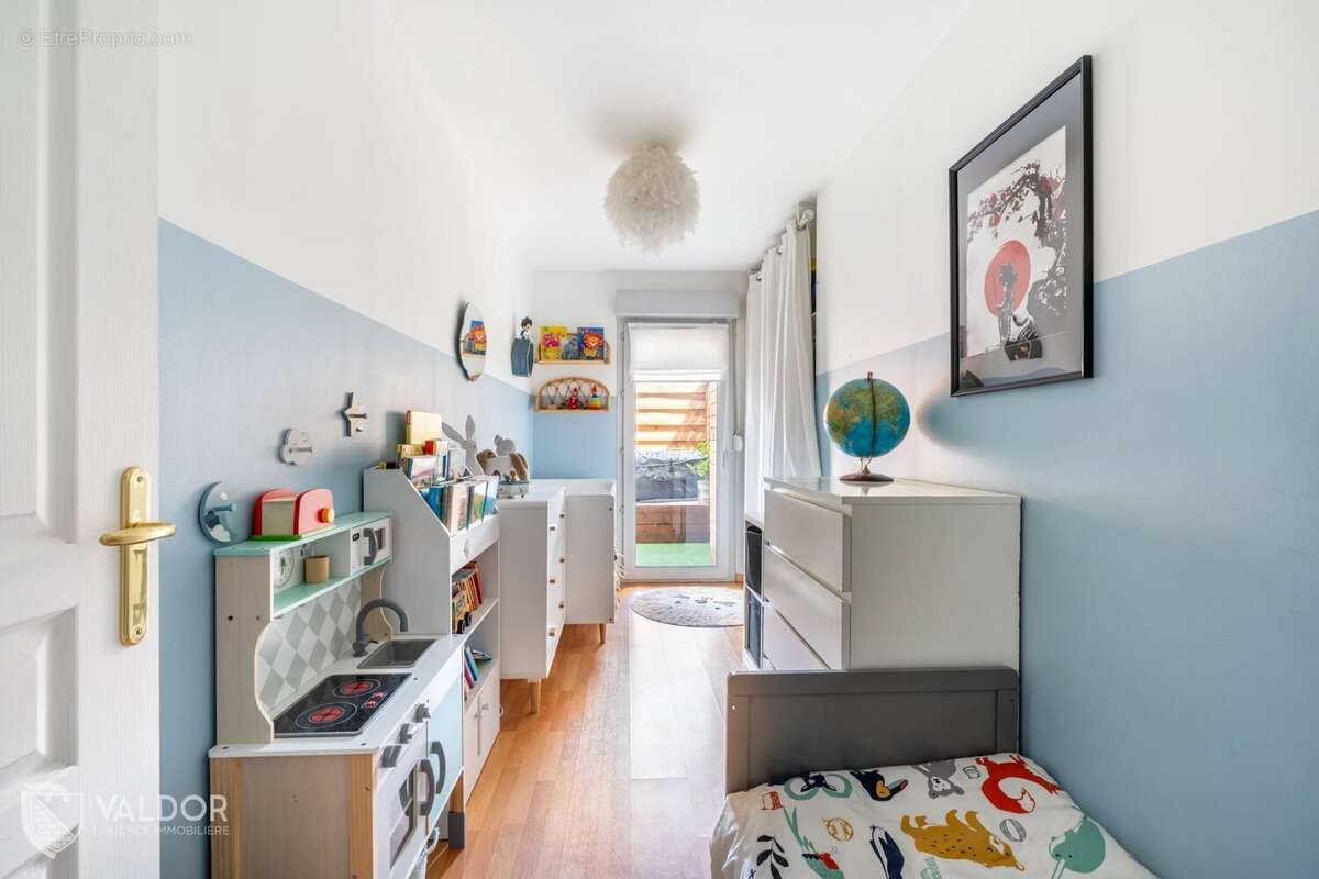 Appartement à ANSE