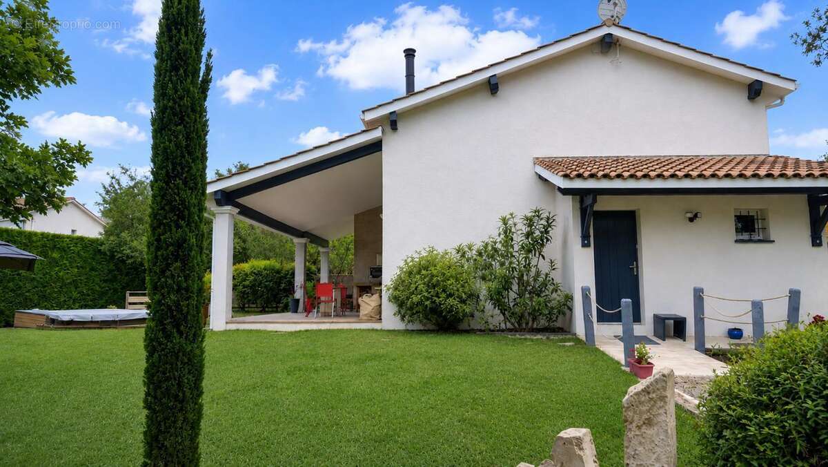 Maison à FRONTON