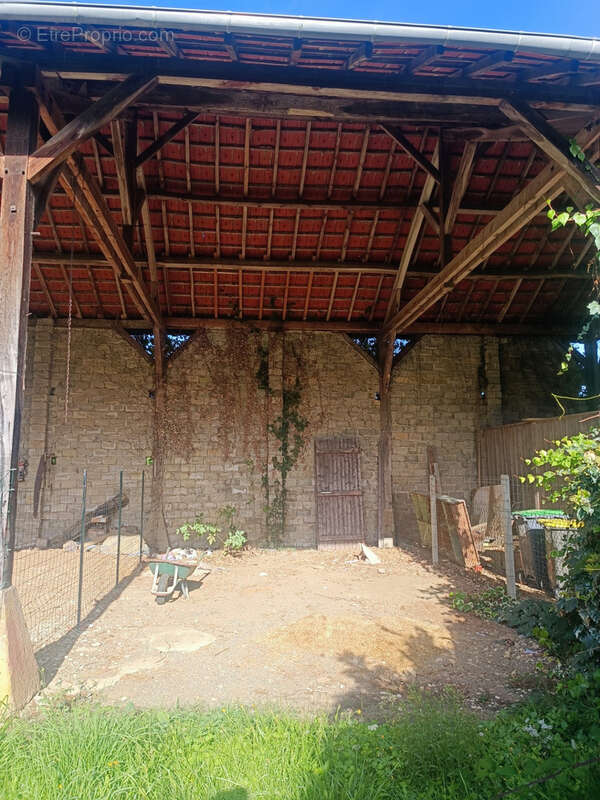 Maison à SANCERGUES