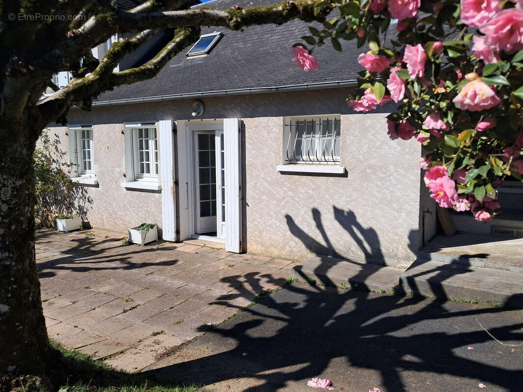 Maison à ARNAC-POMPADOUR