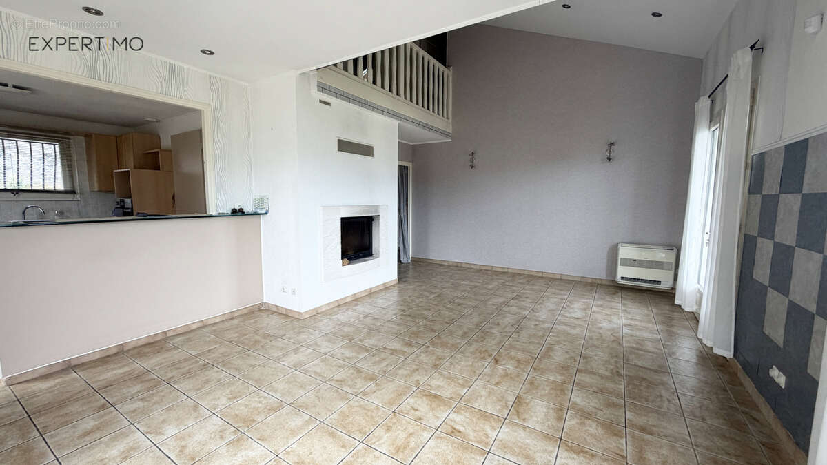 maison 6 pièces 178 m2 - photo 5