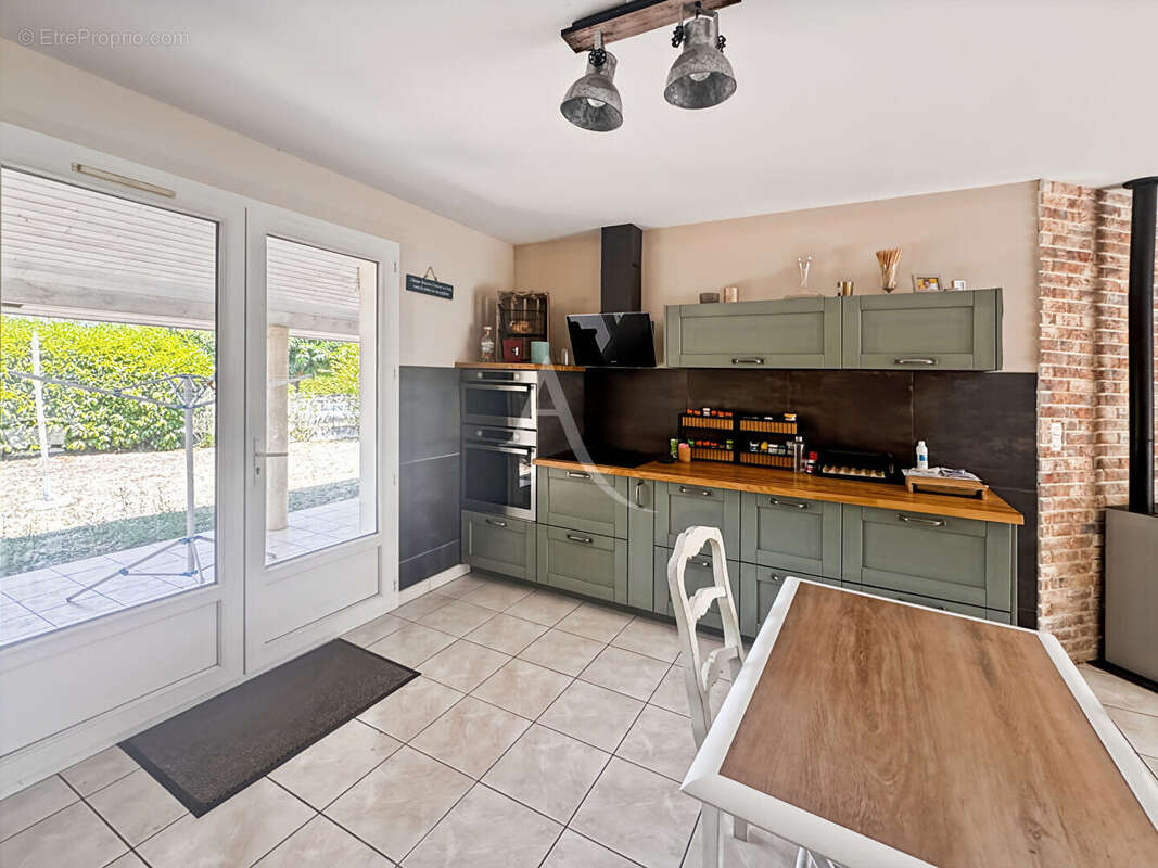 Belle maison de plain-pied avec 4 chambres, Jardin Clos - photo 6