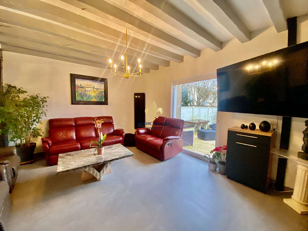 Maison à ORRY-LA-VILLE