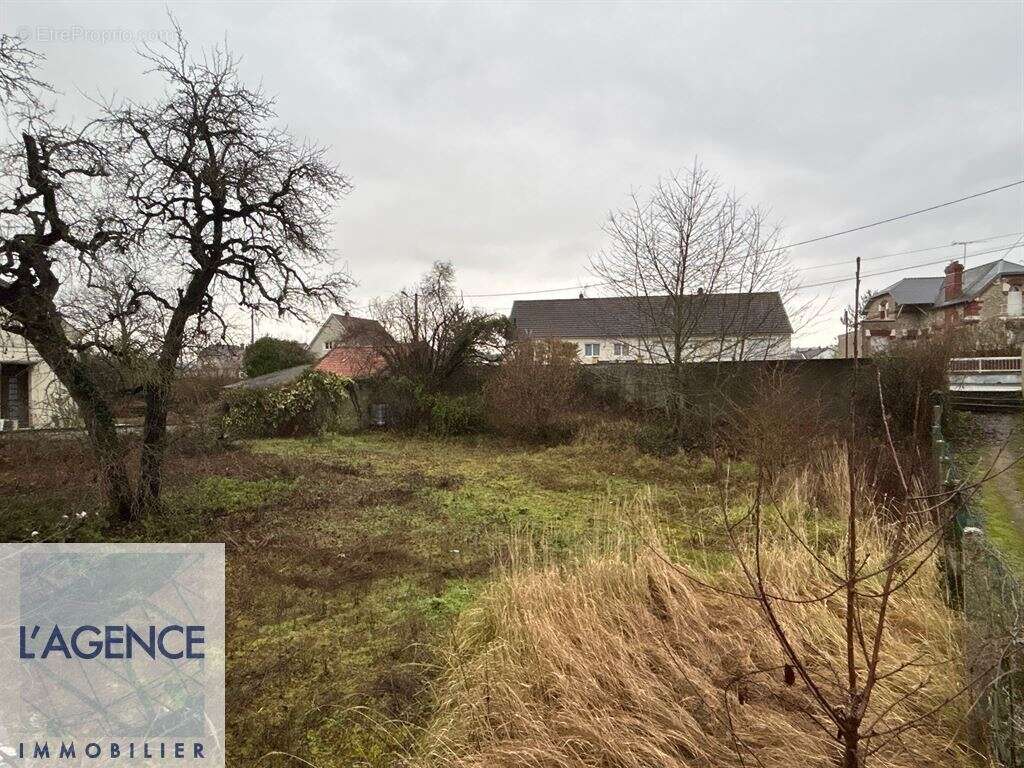 Terrain à BRAINE