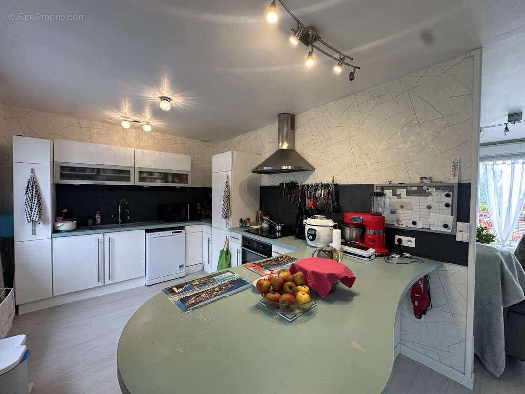 Maison à ETIVAL-CLAIREFONTAINE