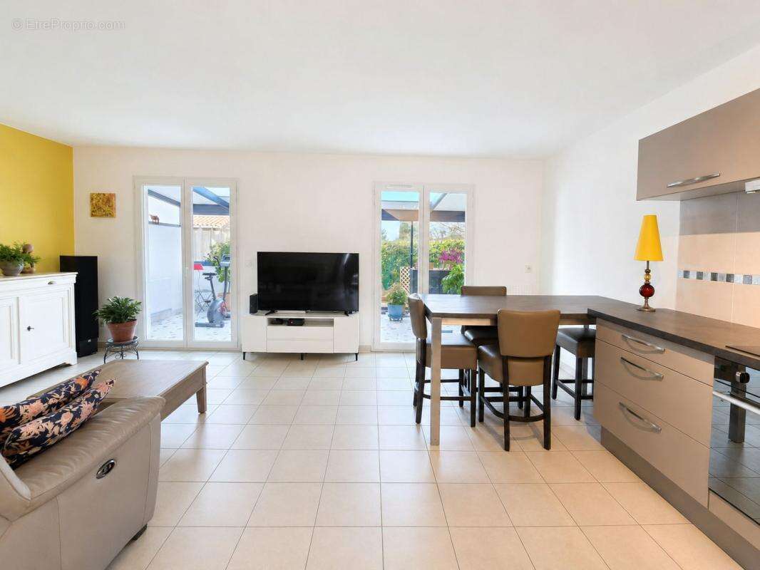 Maison À Vendre - Parfait état - L'Houmeau - photo 3