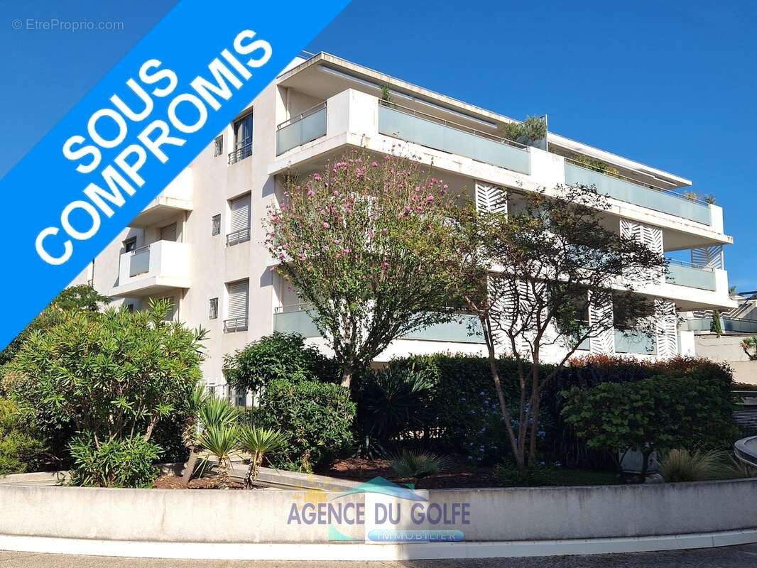 Superbe T 3 avec terrasse & garage à deux pas des plages - photo 2
