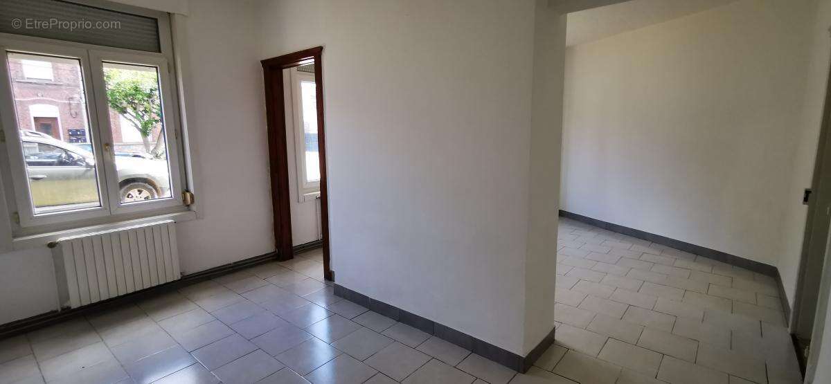 Maison 85 m² à Cambrai  - photo 4