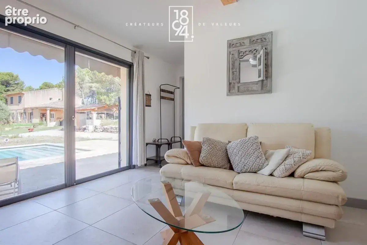 Maison familiale avec dépendance à la bastidonne - photo 18