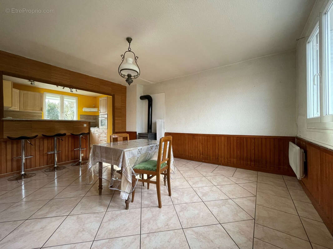 Maison à MENET