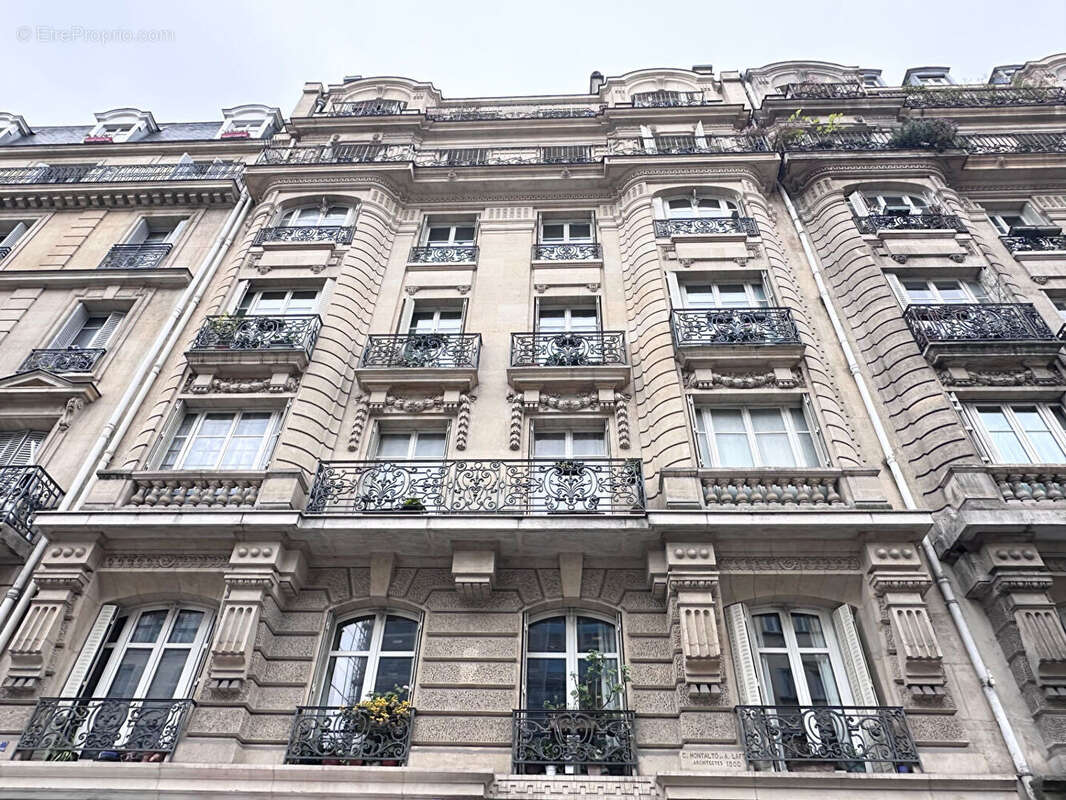 Appartement à PARIS-18E