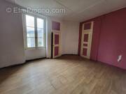Appartement à NEUVILLE-LES-DAMES