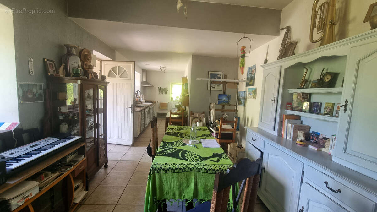 Maison à LABASSERE