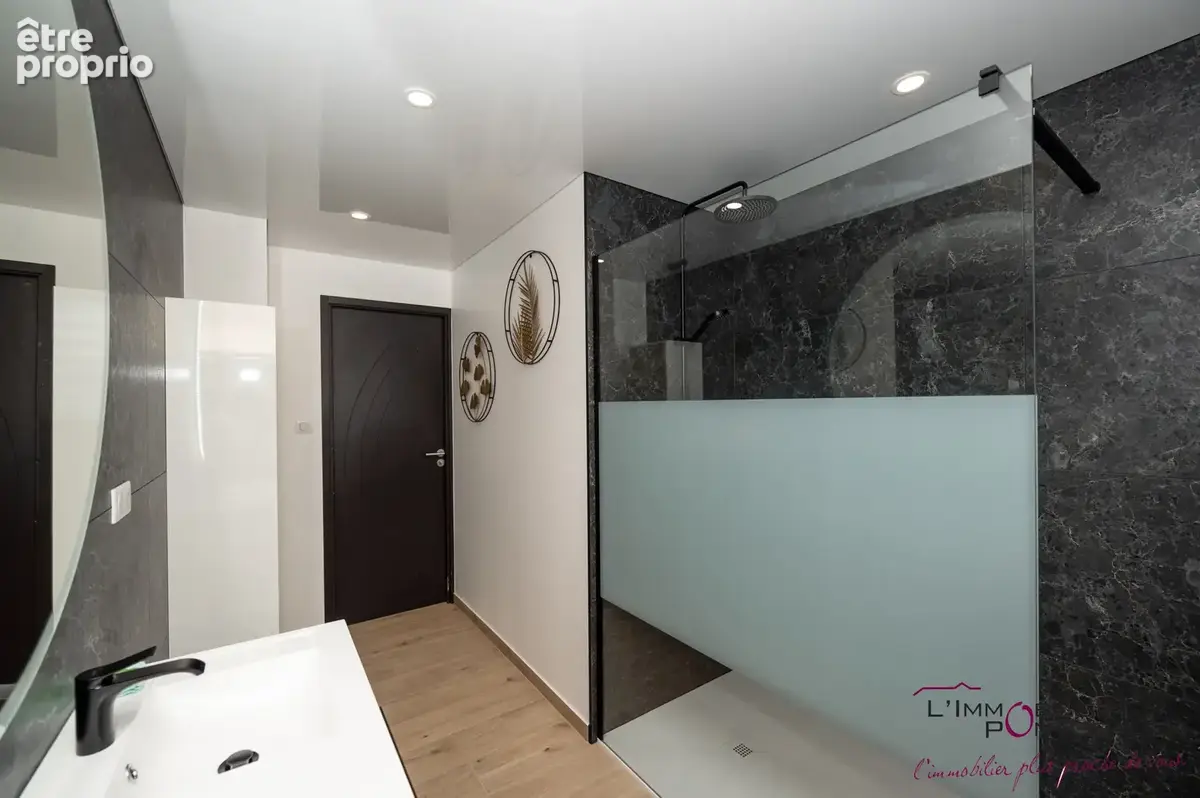 Maison - vuillecin - 200m2 - 6 chambres - photo 26