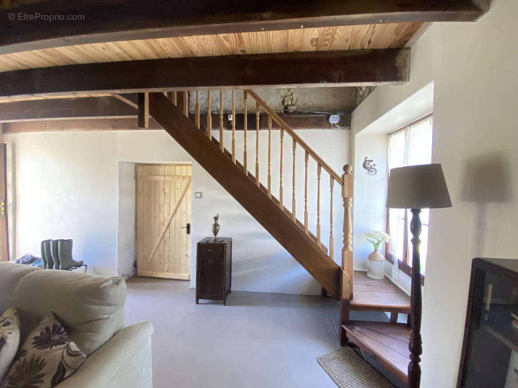 Maison à SAINTE-FLORENCE